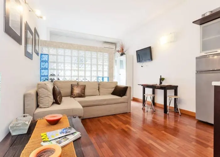 Daire St. Peter - Loft At 50m From Metro